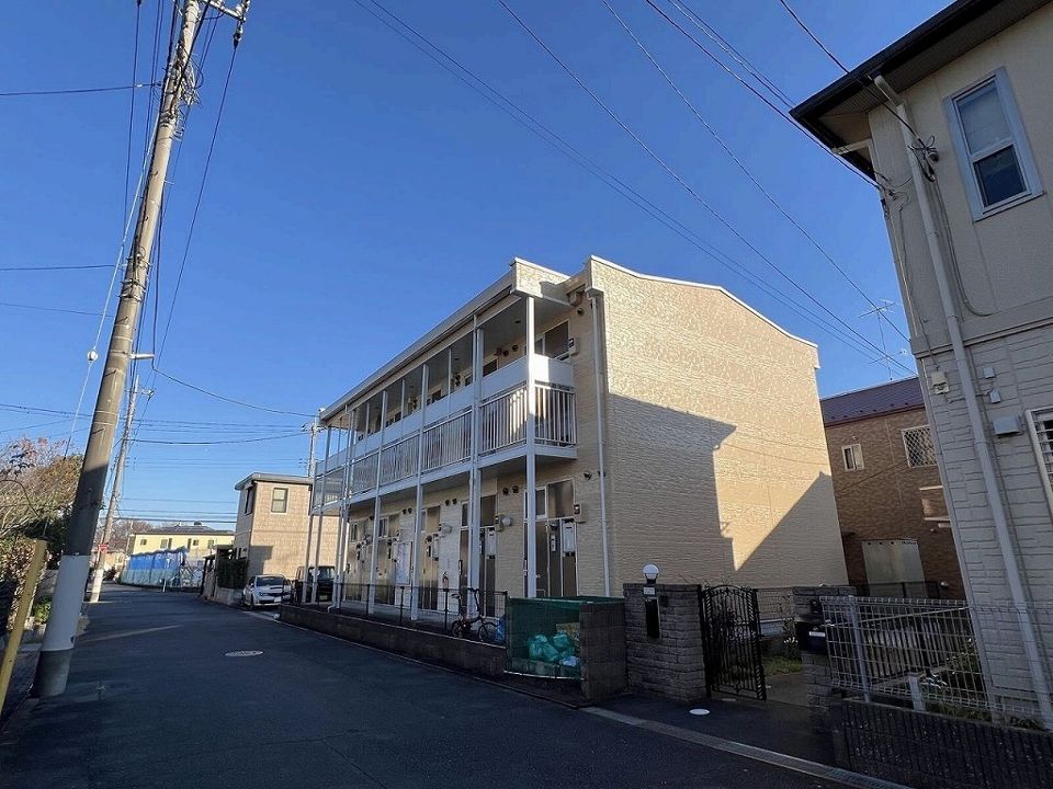 レオパレスサンガーデン高幡の外観画像