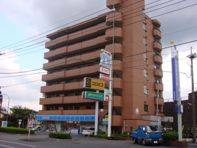 近くのローソン青梅千ケ瀬町店まで488m（徒歩7分）