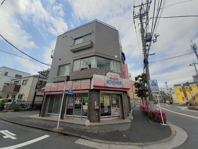 近くのホワイト急便まで276m（徒歩4分）