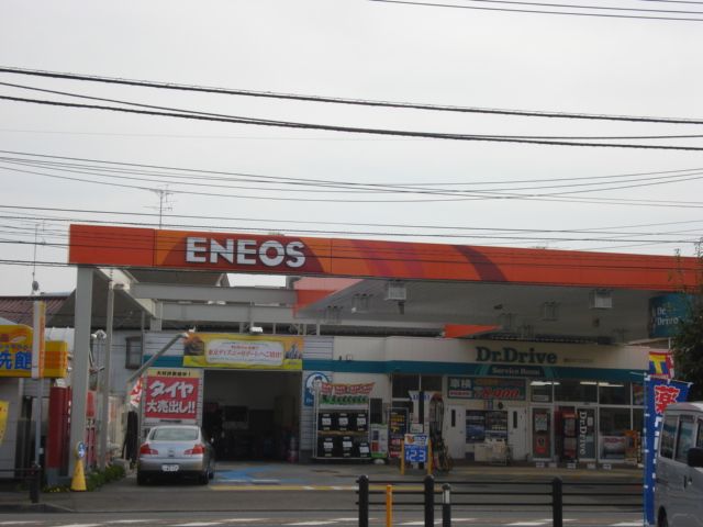 近くのガソリンスタンドまで500m（徒歩7分）