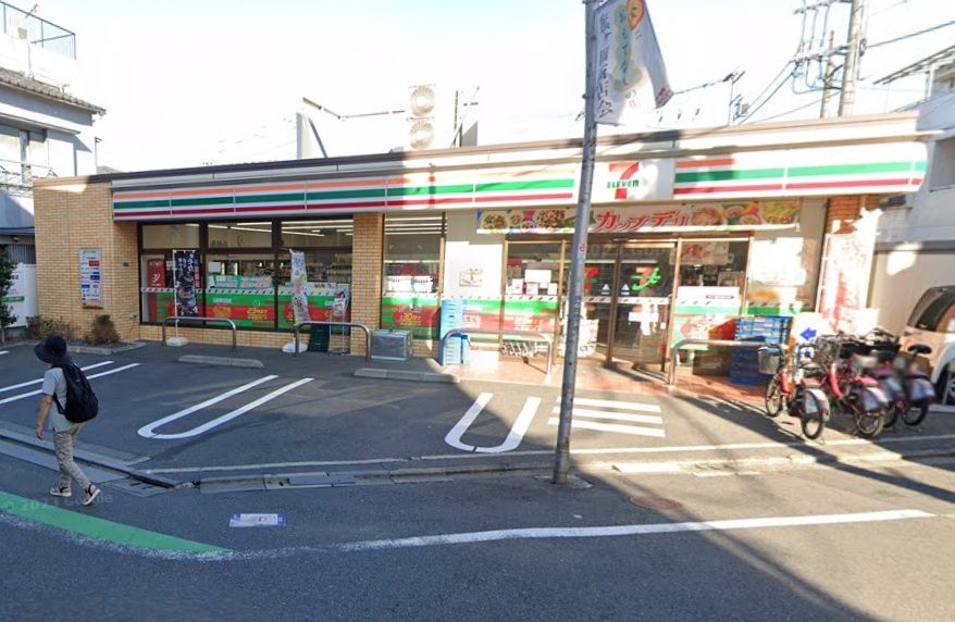 近くのセブンイレブン 品川西旗の台店まで402m(徒歩6分)