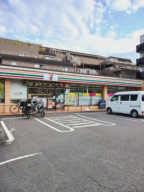 近くのセブンイレブン志村坂下店まで54m（徒歩1分）