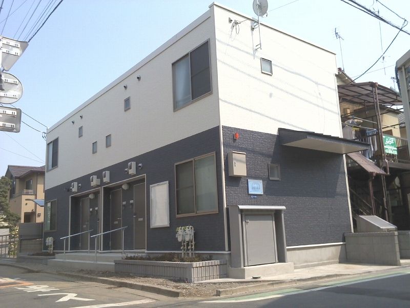 レオネクストクレストコートの外観画像