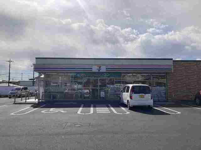 近くのセブンイレブン大幡中学校前店まで600m（徒歩8分）