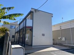 レオパレスグリーンリーフの外観画像