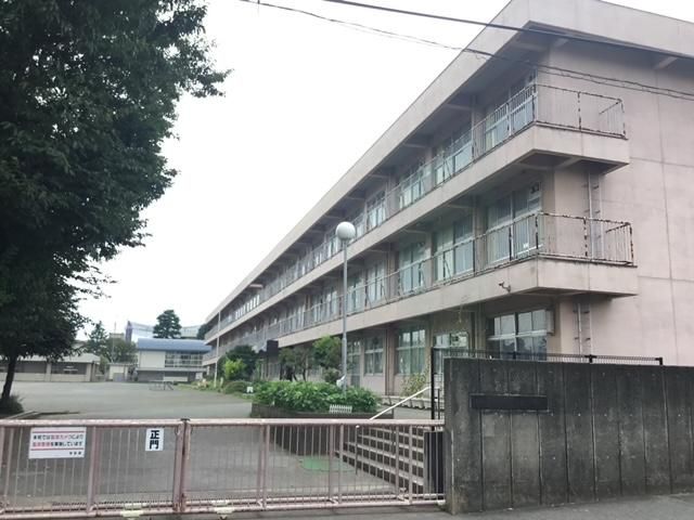 近くの相模原市立大野北小学校まで608m(徒歩8分)