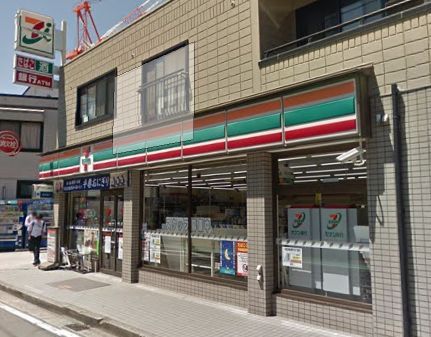 近くのセブンイレブン 横浜菊名駅前店まで578m（徒歩8分）