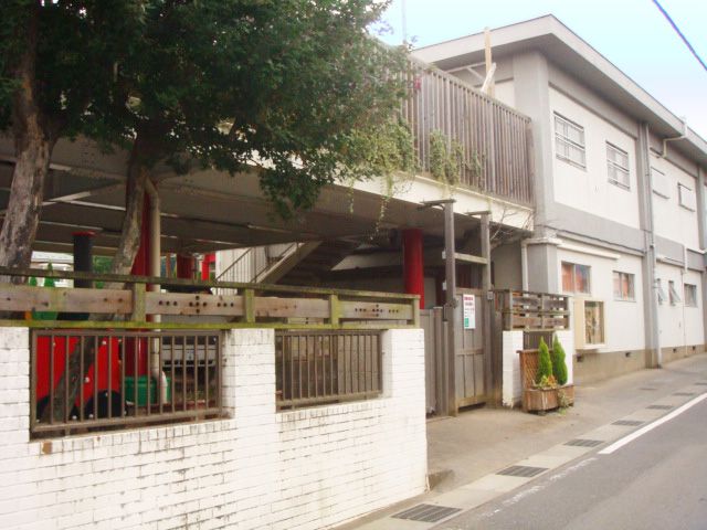 近くの五日市保育園まで492m（徒歩7分）