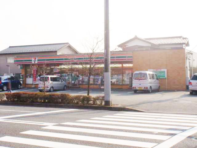 近くのセブンイレブンあきる野小川店まで416m（徒歩6分）