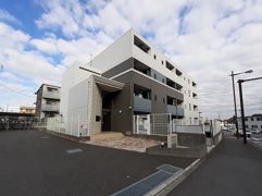 アングロ フェリーチェの外観画像