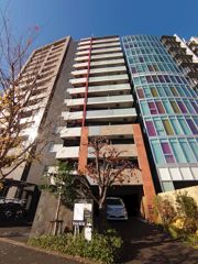 エステムプラザ市谷外濠公園の外観画像
