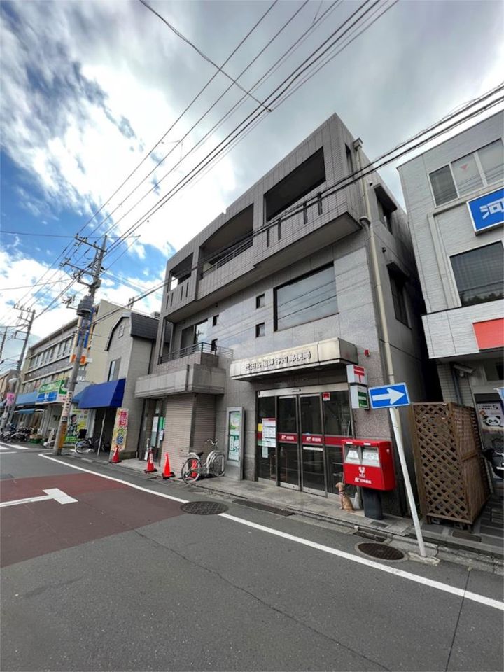 近くの世田谷祖師谷四郵便局まで604m（徒歩8分）