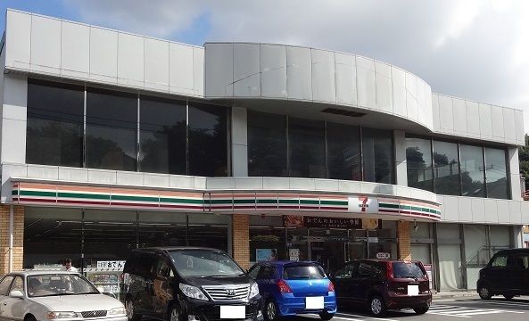 近くのセブンイレブン横浜上中里南店まで691m（徒歩9分）