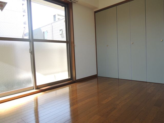 ベッドルーム