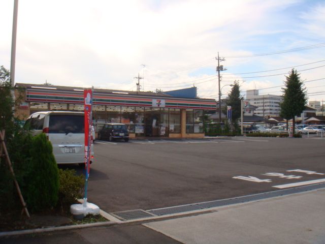 近くのセブンイレブン羽村川崎1丁目店まで269m（徒歩4分）
