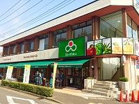 近くの三徳本町田店まで600m（徒歩8分）