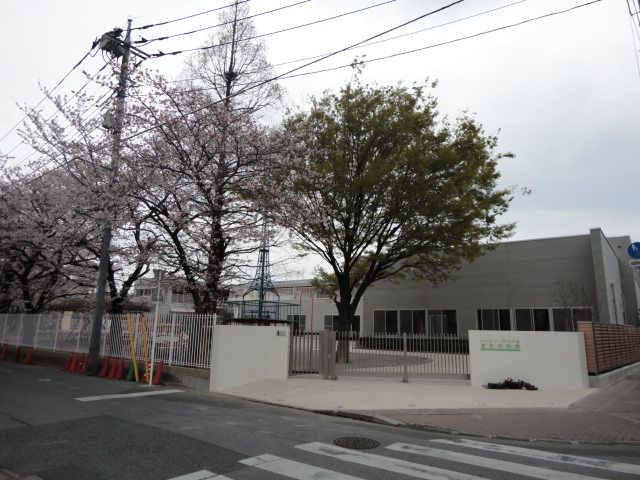 近くの清泉幼稚園まで159m（徒歩2分）