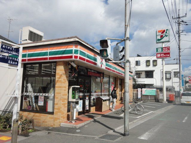 近くのセブンイレブン戸田笹目6丁目店まで274m（徒歩4分）