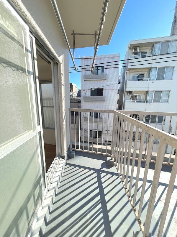 近くのローソン 板橋二丁目店まで270m（徒歩4分）