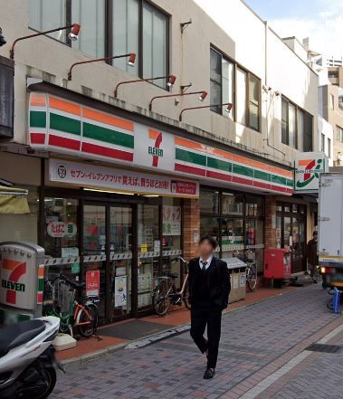 近くのセブンイレブン 川崎小杉法政通り店まで330m（徒歩5分）