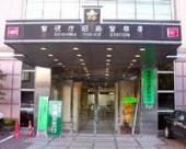 近くの昭島警察署まで804m（徒歩11分）