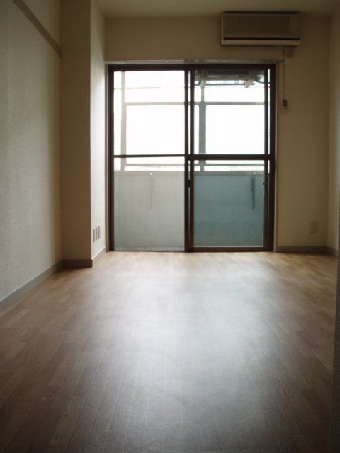 ベッドルーム