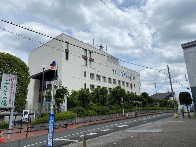 近くの武蔵村山市役所まで665m(徒歩9分)