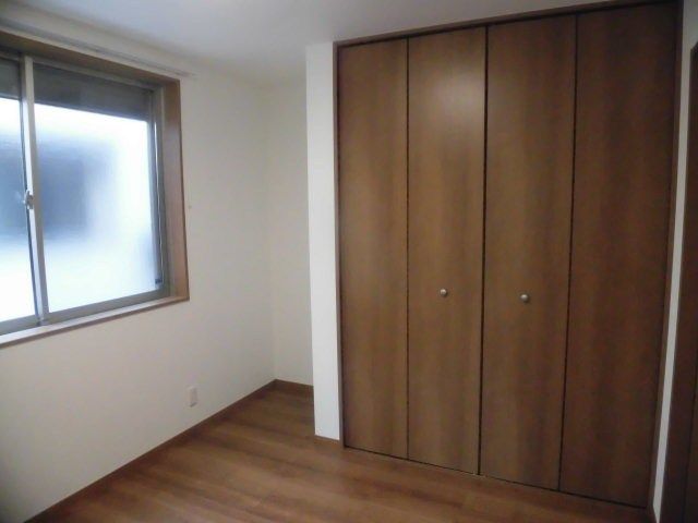 ベッドルーム