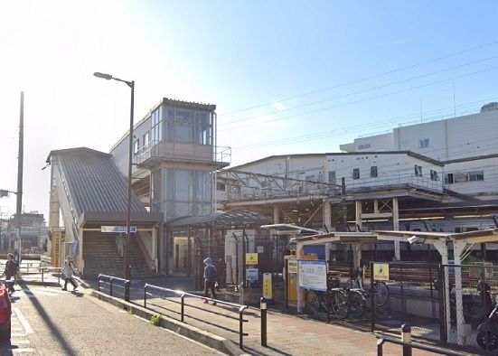 近くの相武台前駅まで1,100m(徒歩14分)