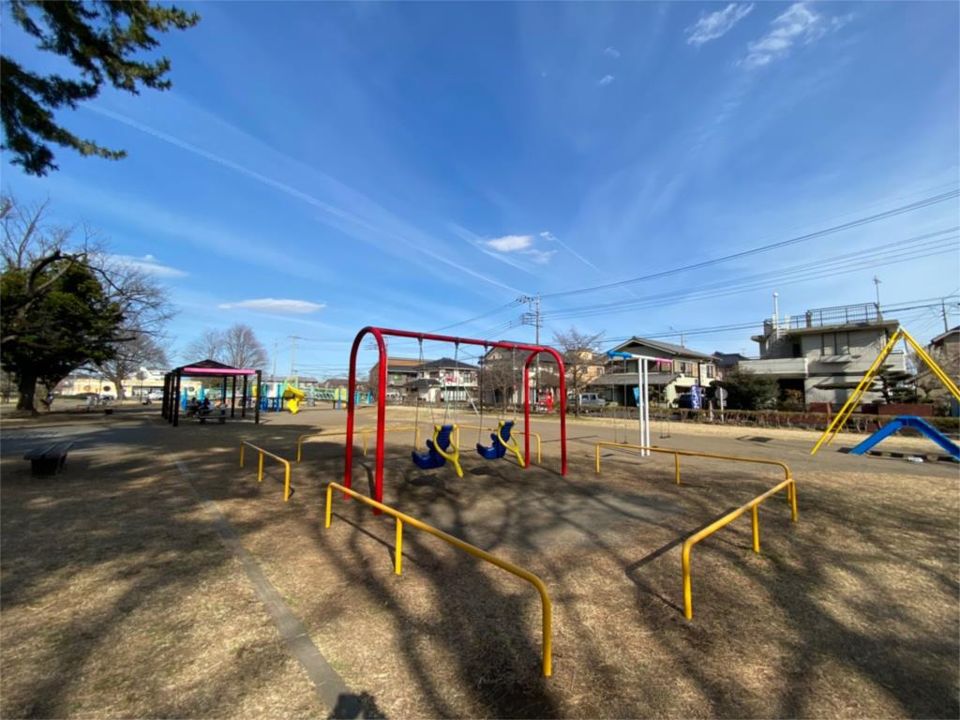 近くのわかぐさ公園まで717m(徒歩9分)