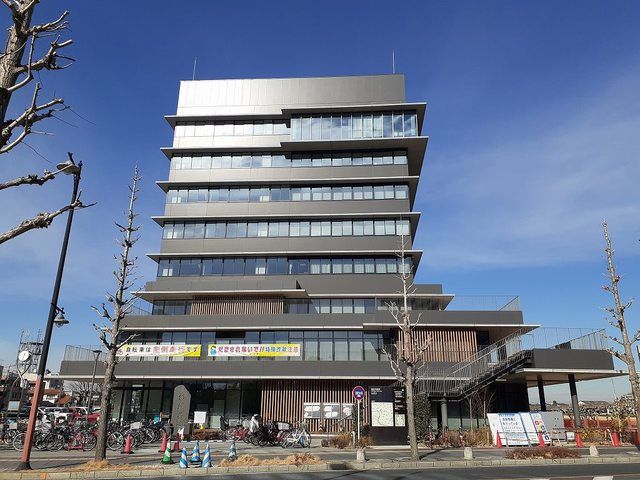 近くの越谷市役所まで290m（徒歩4分）