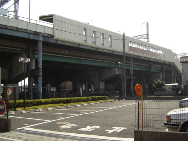 近くの今羽駅(ニューシャトル 伊奈線)まで350m(徒歩5分)