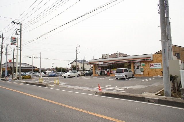近くのセブン　さいたま円阿弥2丁目店まで400m（徒歩5分）
