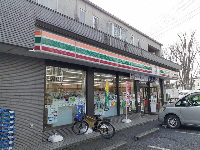 近くのセブンイレブンまで696m(徒歩9分)