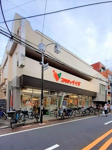 近くのコモディイイダ西巣鴨店まで66m(徒歩1分)