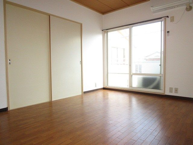 ベッドルーム