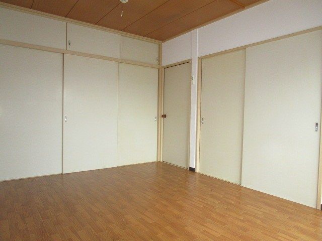 ベッドルーム
