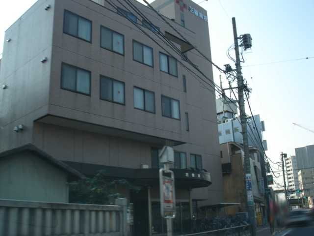 近くの医療法人社団厚潤会花輪病院まで626m（徒歩8分）
