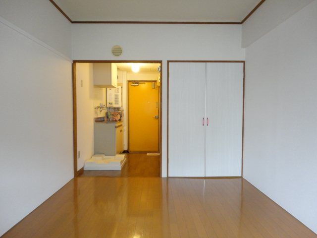 ベッドルーム