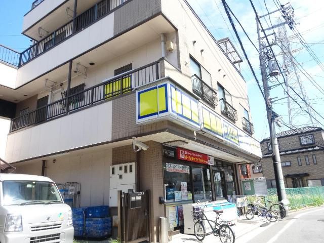 近くのスリーエイト足立興野店まで631m（徒歩8分）