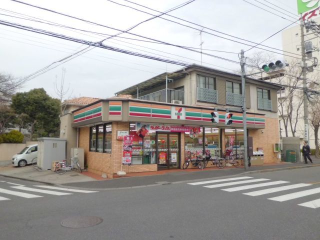 近くのセブンイレブン 板橋前野町店まで597m(徒歩8分)