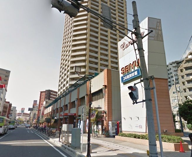 近くの西友 川口本町店まで136m(徒歩2分)