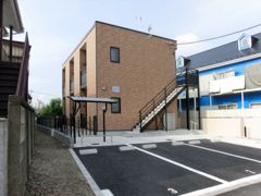 レオネクストファミールつつじヶ丘の外観画像