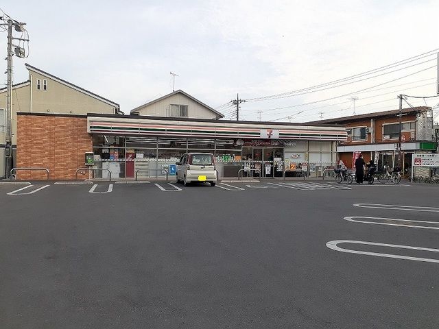 近くのセブンイレブンまで500m（徒歩7分）