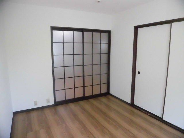 ベッドルーム