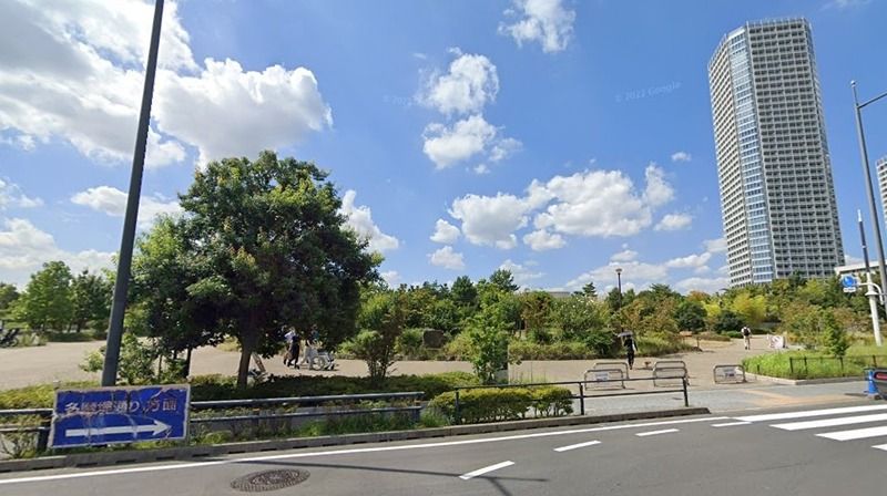 近くの二子玉川公園（上野毛）まで836m（徒歩11分）