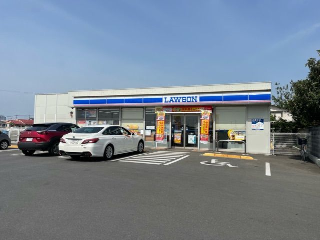 近くのローソンまで900m(徒歩12分)