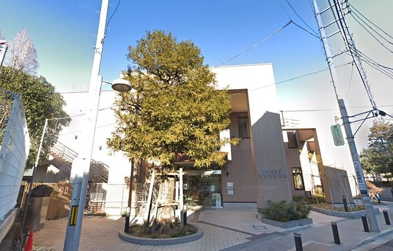近くの大田区立洗足池図書館（洗足池）まで604m（徒歩8分）