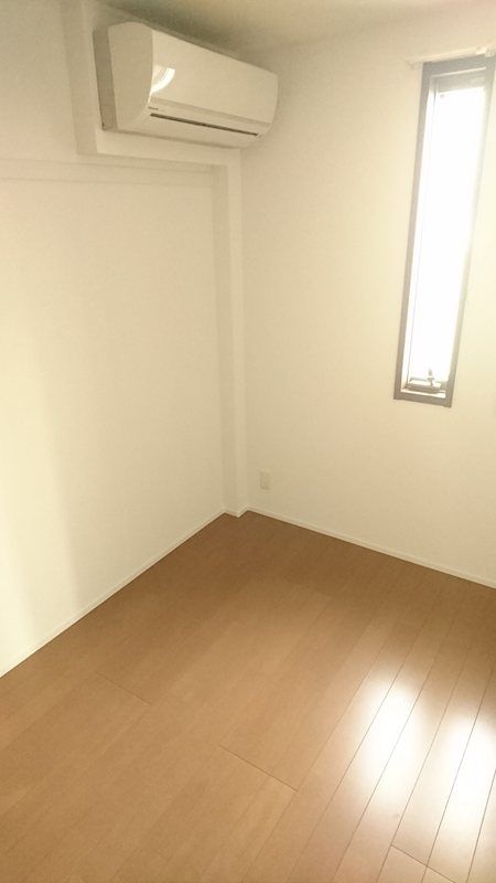 ベッドルーム