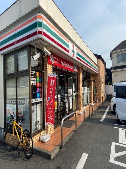 近くのセブンイレブンあきる野二宮店まで450m(徒歩6分)